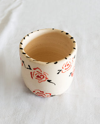 CERAMIC MUG WITH RED ROSES PAINTING