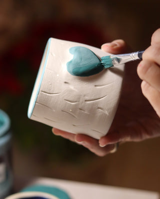 HAND PAINTING CERAMIC HEART MUG