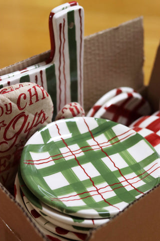 Christmas handmade plates with plaid pattern in a box